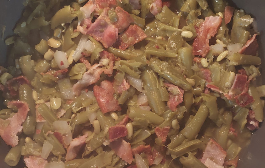 Crock-Pot Green Beans With Bacon
